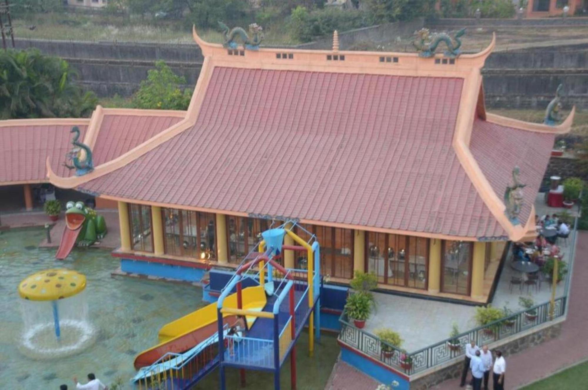Kailash Parbat Hotel Lonavala Luaran gambar