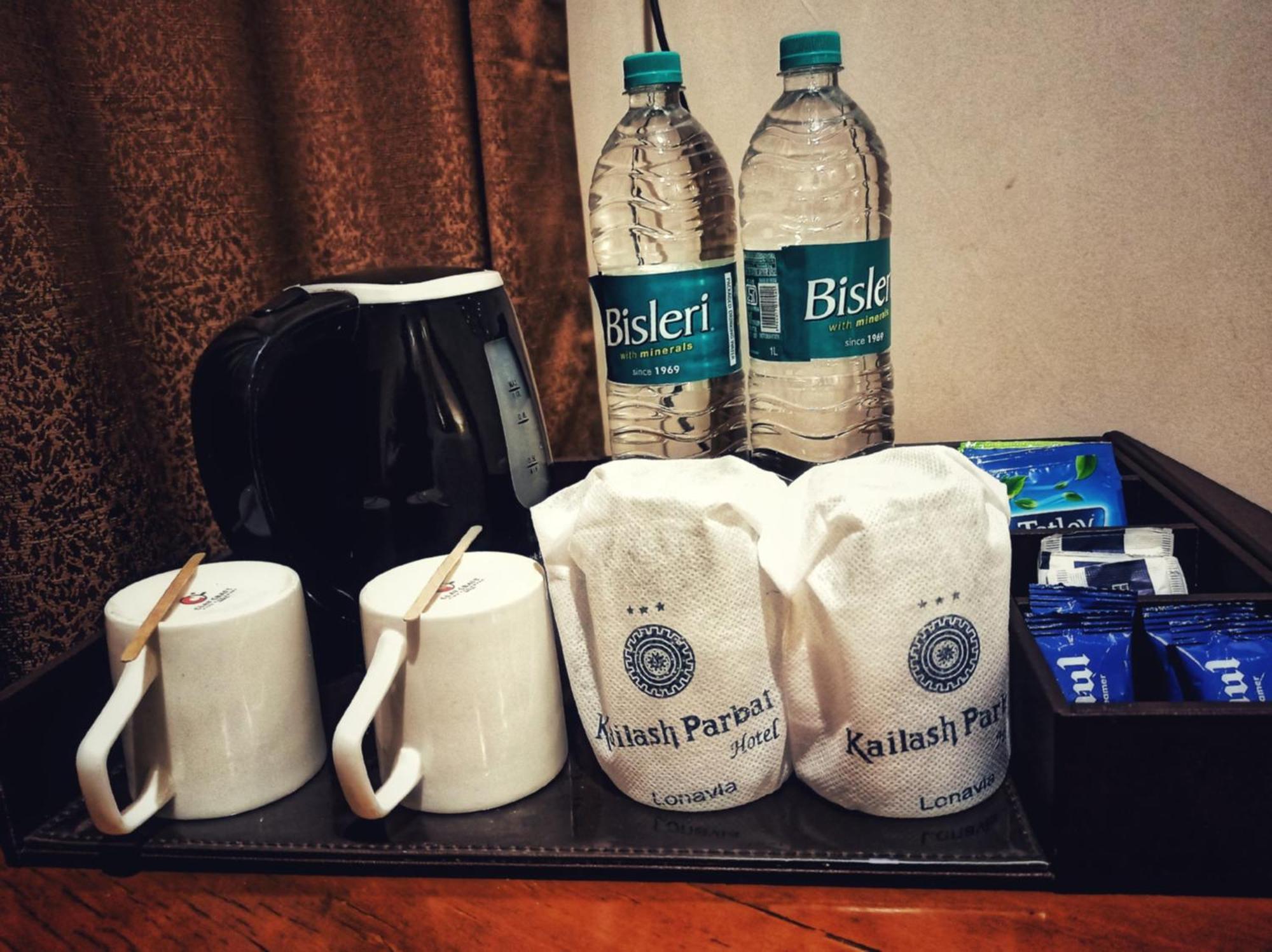 Kailash Parbat Hotel Lonavala Luaran gambar